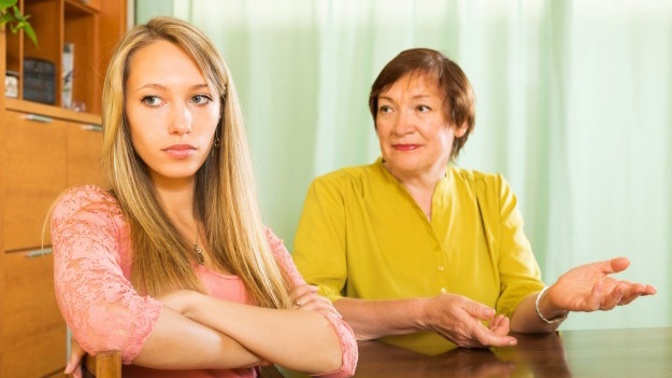 Romana (65): Odmítám vnoučatům nahrazovat jejich matku. Dcera mi dala nůž na krk