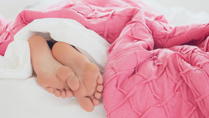 povlečení, nohy, chodidla