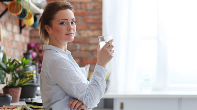 Linda (34): Všichni se smějí, že jsem si vykrmila manžela, ale on se pořád cpe. Odpuzuje mě to