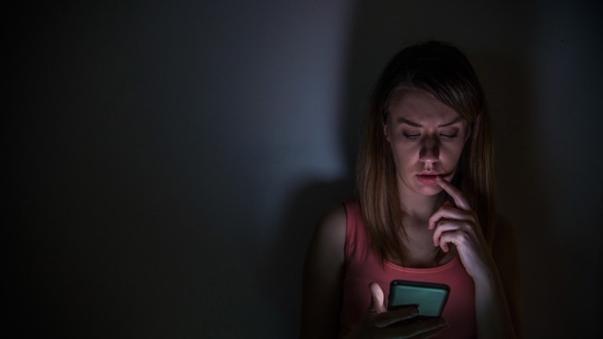 Olina (27): Obyčejná páteční noc na chatě se změnila ve strašidelný zážitek. Možná to bylo úplňkem