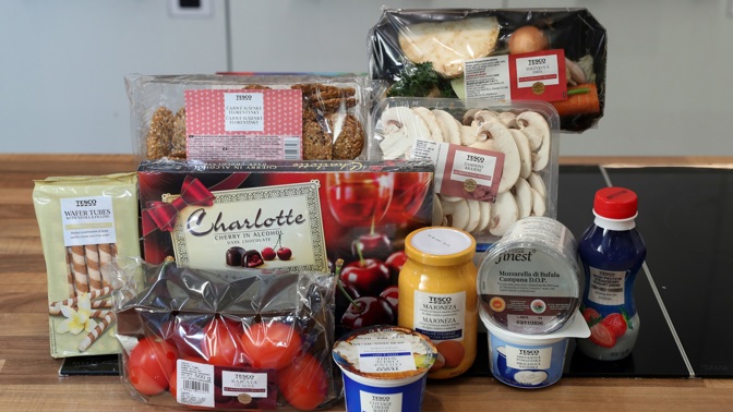 Společnost Tesco odstranila 454 tun těžko recyklovatelných plastů z obalů vlastních výrobků