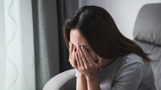 Katka (33): Chci odejít od přítele, ale nemám kam. Drží mě v hrsti