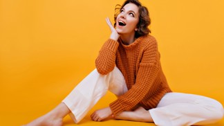 Buďte sexy i v oversized svetru: Správně ho nosit není věda