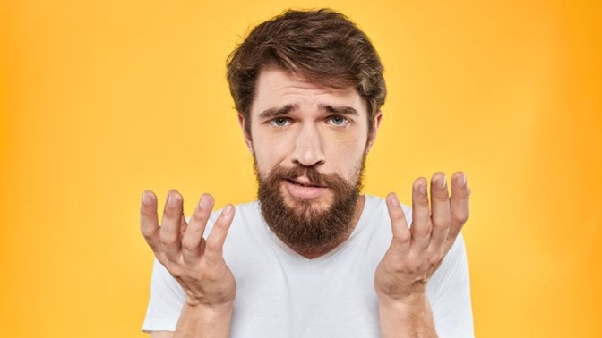 Patrik (38): Z manželky se stala moje nadřízená. Ponižuje mě doma a teď už i v práci