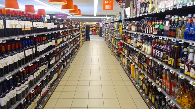 Otevírací doba 17. listopadu 2020: Rychlý přehled, jak to bude v obchodech