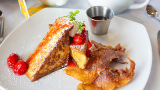 Jak využít zbytky z Vánoc: Zkuste francouzský toast, žemlovku z vánočky a kapří karbanátky