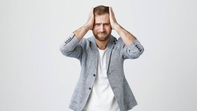 Honza (38): Manželka nechce po mateřské do práce, chce se živit focením, které ale neumí