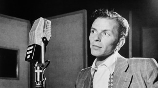 Frank Sinatra v New Yorku roce 1947.