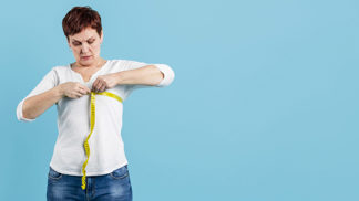 Bedřiška (51): Manžel je obézní, že si ani boty nezaváže, a mně nadává, že jsem přibrala tři kila
