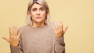 Hanka (34): Manžela prý stojím hodně peněz, ale to, že si vydržuje syna z předešlého manželství, je v pořádku