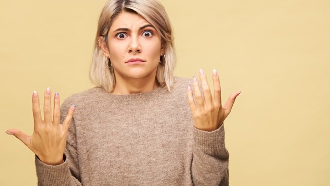 Hanka (34): Manžela prý stojím hodně peněz, ale to, že si vydržuje syna z předešlého manželství, je v pořádku