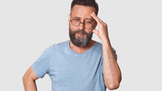 Jarek (51): Partnerka se v noci budí a vzdychá, že se jí zmocnil ďábel. Mám o ni strach