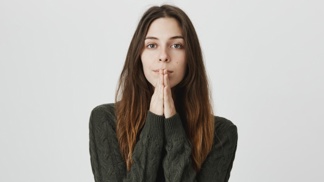 Agáta (29): Pomohla jsem duši mrtvé sestry na druhý břeh. Teď má klid ona i já