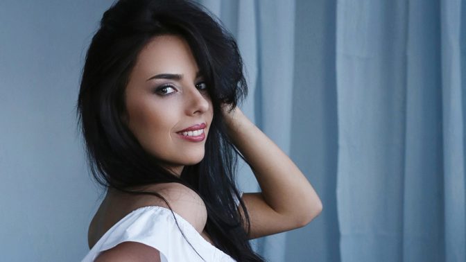 Hana (27): Líbání prý není nevěra, tvrdil přítel. Rozhodla jsem se mu udělit lekci