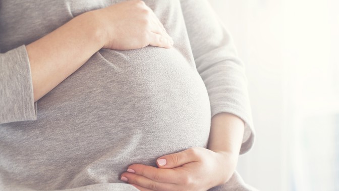 Těhotenství po čtyřicítce: 5 nečekaných výhod, které přebijí i riziko