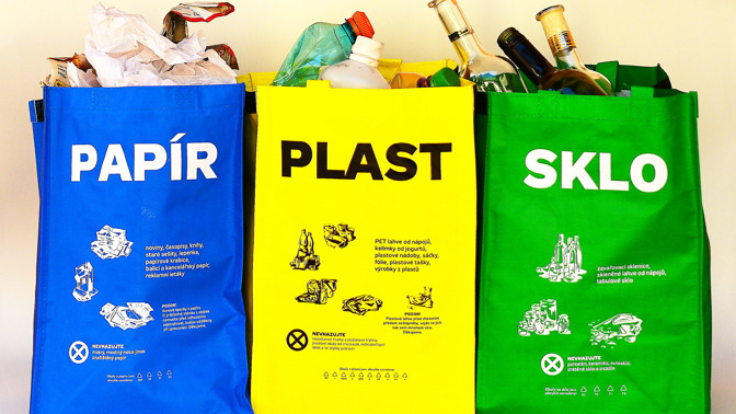 Jak třídit odpad doma: Co patří do speciálního kontejneru a co vyhodit do směsného odpadu
