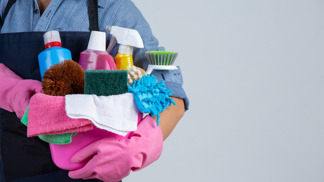 Jak se zbavit plísní v bytě: Umí to přírodní i chemické prostředky