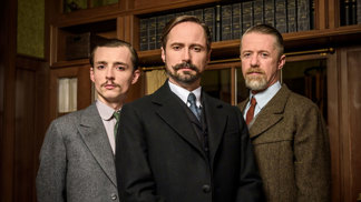 Trojice vyšetřovatelů se již v neděli 31: ledna chopí vyšetřování prvního případu ve Velké Praze...