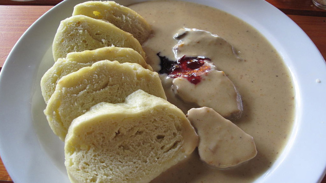 Teplé omáčky k hovězímu masu: Snadné tipy a triky, jak je povýšit k dokonalosti