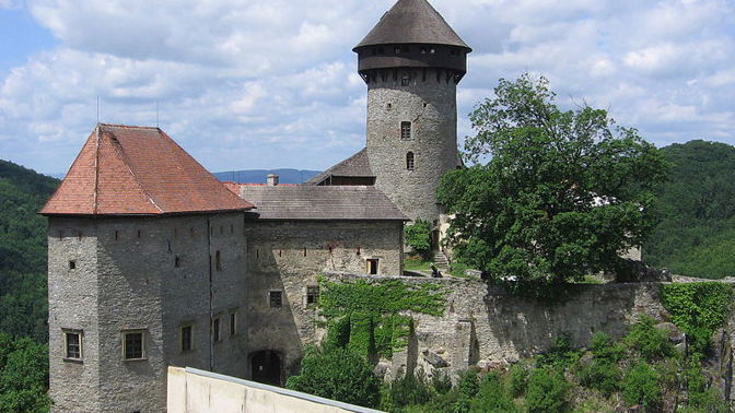 Tragický osud Černé paní ze Sovince: Zazdil ji zhrzený milenec? A jak s tím souvisí tajný nacistický projekt?