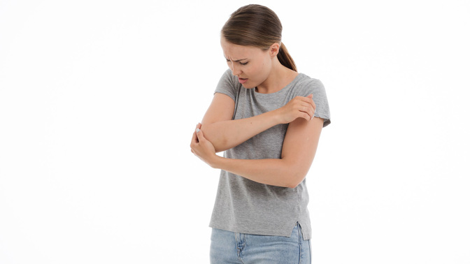 Co na bolavé klouby: Jak zmírnit potíže, když nechcete sáhnout po brufenu