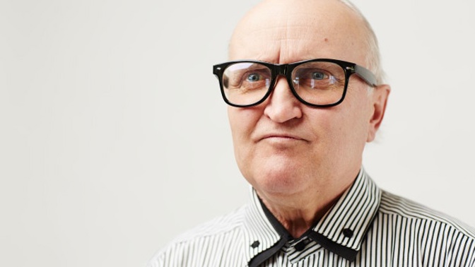 Miloslav (67): Žena se nudí, a tak si našla zábavu. Začala z ní bláznit, a ještě nás to stojí peníze