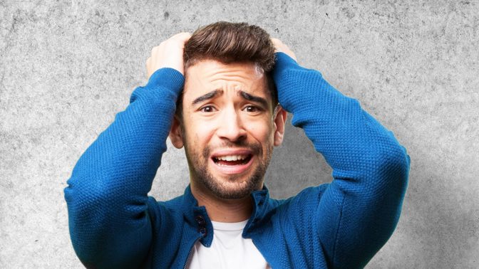 Ivo (24): Dal jsem mámě svíčku, kterou mi donesla přítelkyně. Prováděla s ní nechutné věci