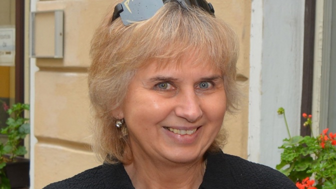 Jarmila Machová předsedá českým včelařům už šest let. Pro svaz ale pracuje víc než čtvrt století