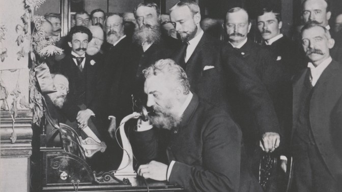 Výročí prvního telefonátu: Alexander Graham Bell zavolal do vedlejší místnosti a změnil svět