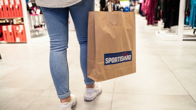 Na Praze 6 otevřelo svou novou prodejnu Sportisimo, zatím bude sloužit pro výdej objednávek z e-shopu