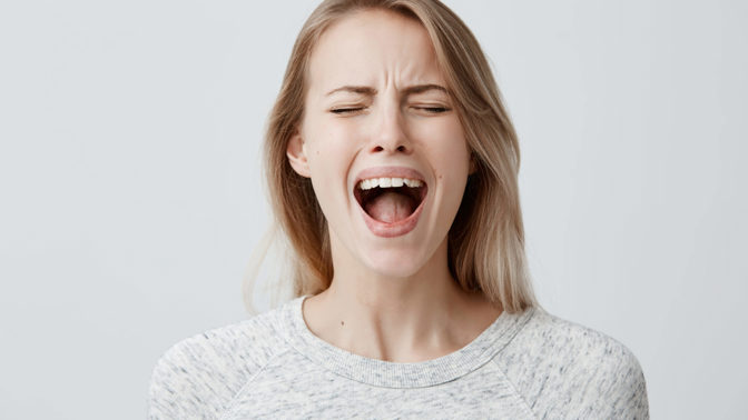 Eliška (30): Manžel odletěl sám na naše líbánky, aniž by mi o tom řekl. Prý bych stejně nechtěla