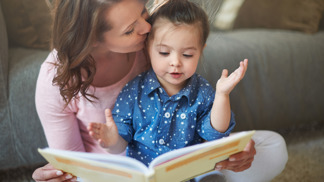 Ptá se vaše dítě neustále proč? 8 způsobů, jak mu odpovídat, aby bylo spokojené