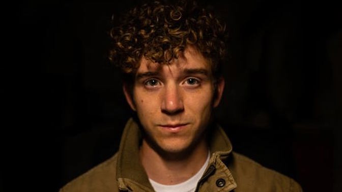 Filip (24): Na hřbitově jsem potkal zvláštní dívku. Málem jsem se do ní zamiloval, než jsem zjistil mrazivou skutečnost