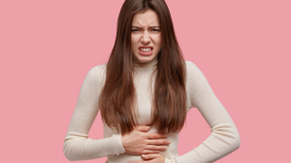 Bolestivá menstruace? Tyhle bylinky našich babiček vám mohou přinést úlevu