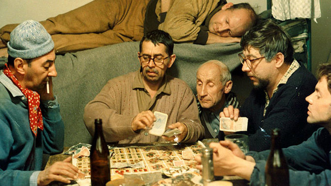 Skřivánci na niti: Menzel soupeřil o to, jestli budou rychlejší kamery, nebo ruské tanky. Prohrál