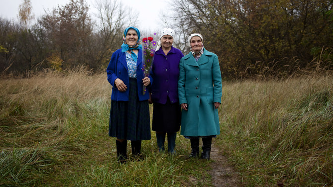 Bábušky z Černobylu: Jak dnes žijí ženy, které z domova nevyhnala ani radioaktivita?