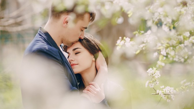 Horoskop lásky na květen 2021: Kdo se vznáší na obláčku a komu hrozí nevěra?