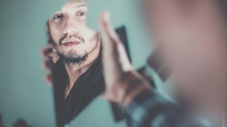 5 důvodů, proč podle odborníků nikdy nevstupovat do vztahu s narcisem
