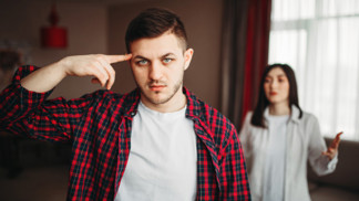Matěj (28): Přítelkyně neuznávala sociální sítě. Teď se na jejich základě rozhodla zničit náš vztah