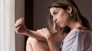 Pavla (32): Manžel líčil, jak ztratil snubní prstýnek, ale já jsem ho našla. Už vím, proč ho schoval