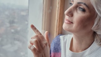 Zlata (46): Ode dne, kdy jsem u táboráku viděla záhadnou postavu, mě stíhá jedno neštěstí za druhým