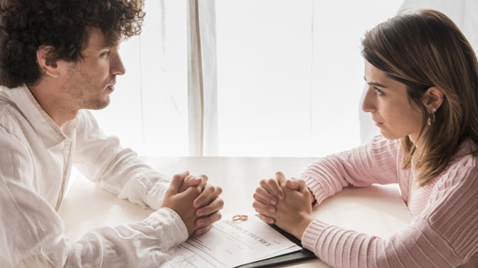 Daniela (34): Kvůli manželově nevěře jsem přišla o miminko i úctu. Přesto ho nedokážu vyhodit