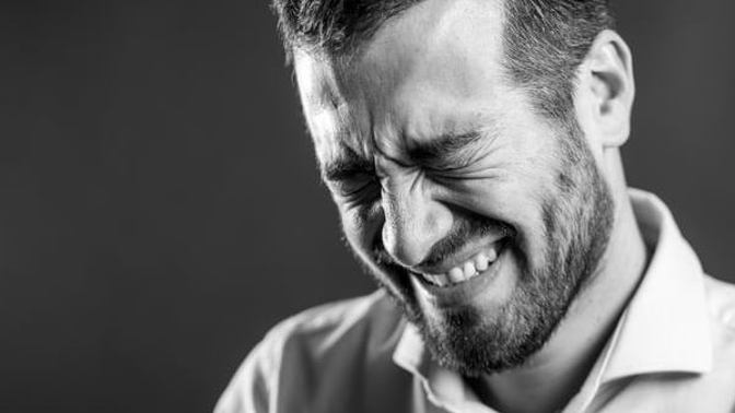 Erik (42): Jako ošetřovatel jsem už viděl lidi umírat. Poslední nebožtík se ale přišel rozloučit