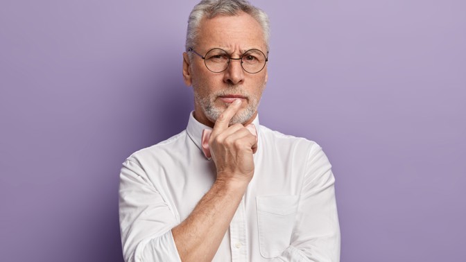 Matouš (54): Přítelkyně pořád zachraňuje nezdárného syna. Teď do toho chce zatáhnout i mě