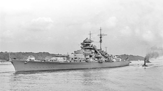 80. výročí potopení bitevní lodě Bismarck: Zničili si nacisti chloubu námořnictva sami?