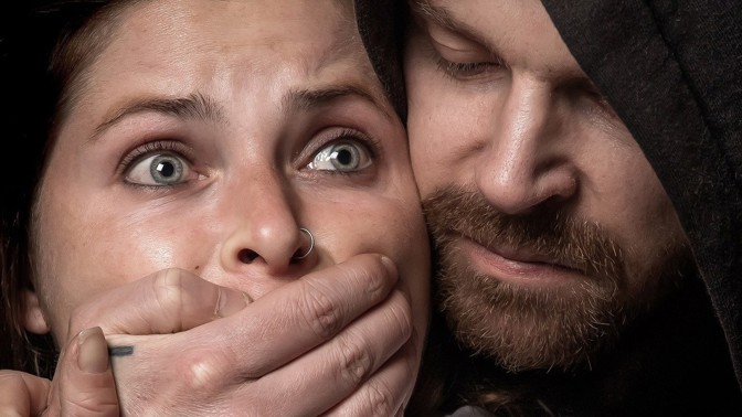 Čekání na únos: TikTokem se šíří vlna videí o tom, jak poznat, že se stanete další obětí