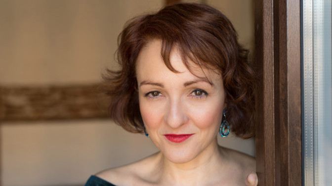 Monika (48): Po manželově smrti jsem mohla být znovu šťastná. Rodina mi to ale překazila