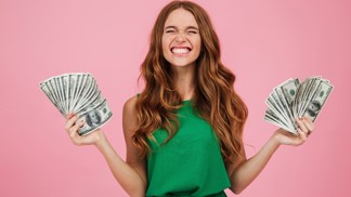 Horoskop práce a financí na květen 2021: Koho čeká povýšení a kdo bude nezdravě utrácet?