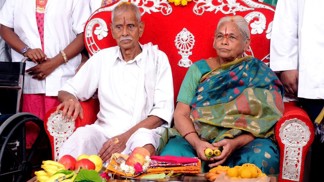 Nejstarší matka na světě: Porodila ve věku 74 let, chvilky štěstí ale vystřídala tragédie