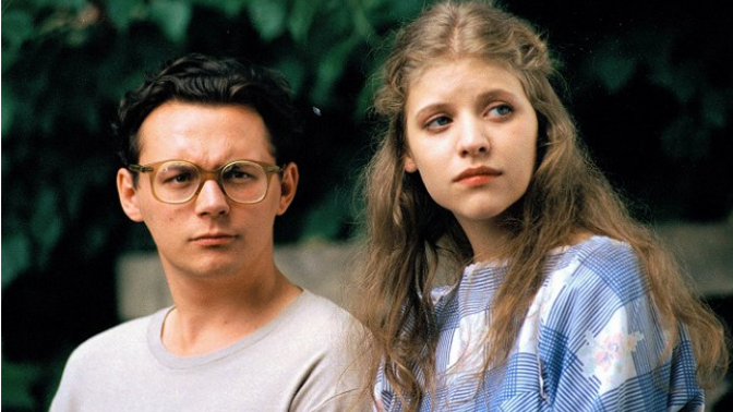 Báječná léta pod psa: Jitka Ježková popsala pozadí natáčení milostných scén